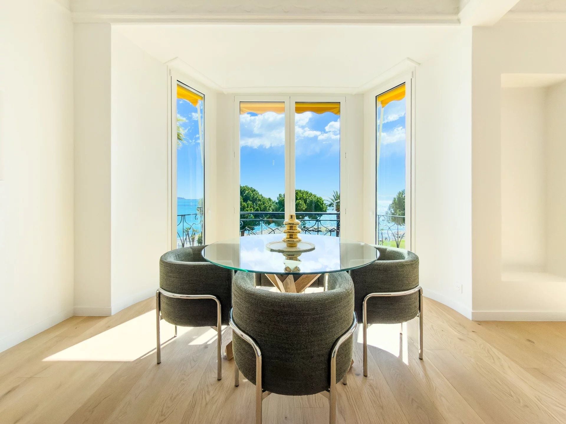 Sitting area